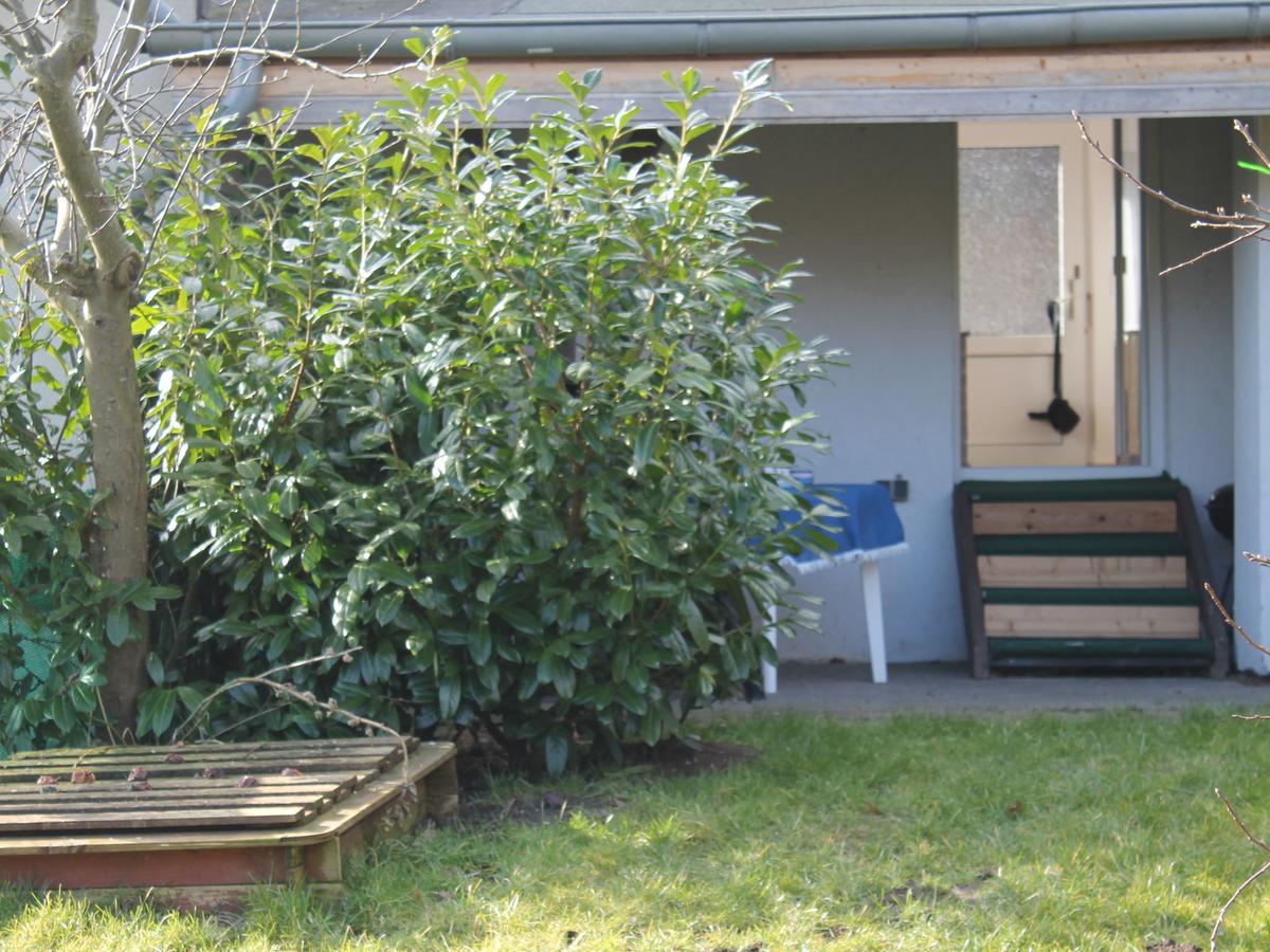 Spacious Bungalow Near Sea In Grundshagen Luaran gambar